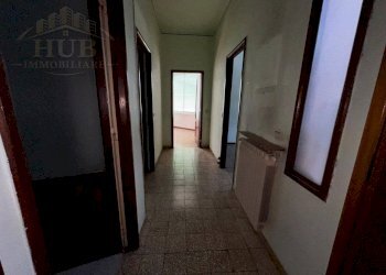 Four-room apartment Lungostura Ventiquattro Maggio 13, Cuneo (neighborhood Centro) - photo 8