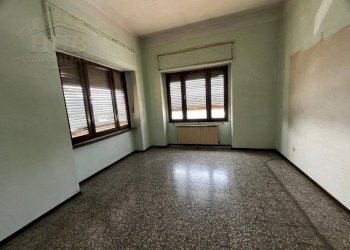 Four-room apartment Lungostura Ventiquattro Maggio 13, Cuneo (neighborhood Centro) - photo 16