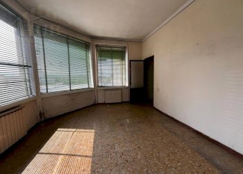 Four-room apartment Lungostura Ventiquattro Maggio 13, Cuneo (neighborhood Centro) - photo 33