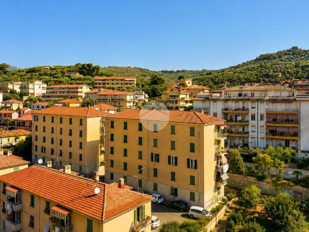 Two-room apartment Via Costigliolo, Imperia - photo 2
