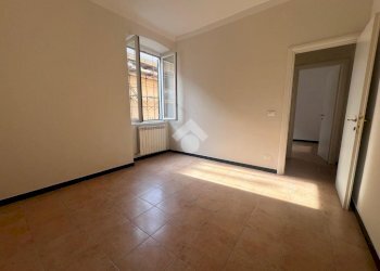 Quadrilocale Via Bobbio, Genova (zona Marassi) - foto 1