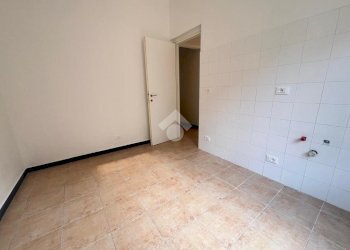 Quadrilocale Via Bobbio, Genova (zona Marassi) - foto 16