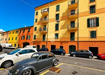 Trilocale Via Giuseppe Saredo, Savona (zona Fornaci) - foto 30