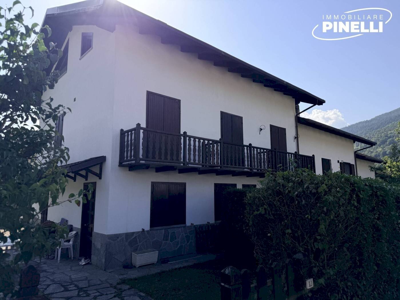 Villa a Schiera XXV Aprile, 110, Oulx - foto 1