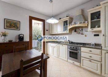 cucina abitabile - Semi-detached house Via Concordia
 
100, Pietrasanta - photo 7