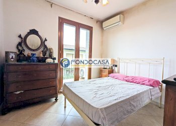 camera matrimoniale 2 p1 - Semi-detached house Via Concordia
 
100, Pietrasanta - photo 14