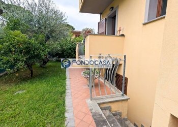 esterno - Semi-detached house Via Concordia
 
100, Pietrasanta - photo 26