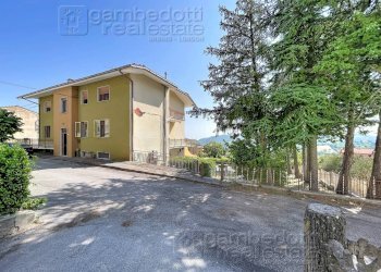 Foto 1 - Casa indipendente Serra Sant'Abbondio - foto 1
