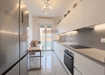Foto 9 - Four-room apartment Via Bonvicino
16, Desenzano del Garda - photo 9