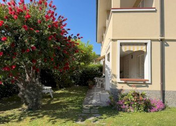 Foto 1 - Appartamento Via Caduti di Nassirya
 
3, Diano Castello - foto 1