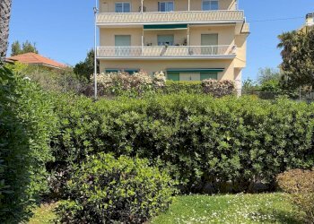 Foto 11 - Appartamento Via Caduti di Nassirya
 
3, Diano Castello - foto 11