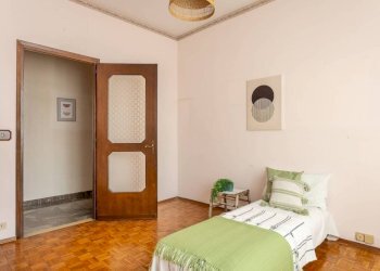 Camera da letto - Appartamento via Bisalta, 30, frazione Madonna Delle Grazie, Cuneo - foto 35