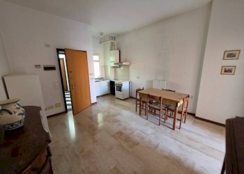 Salone - Appartamento via Vittorio Veneto, Chiavari - foto 8
