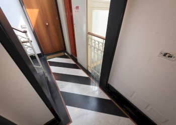 Interno palazzo - Four-room apartment via Vittorio Veneto, Chiavari - photo 19