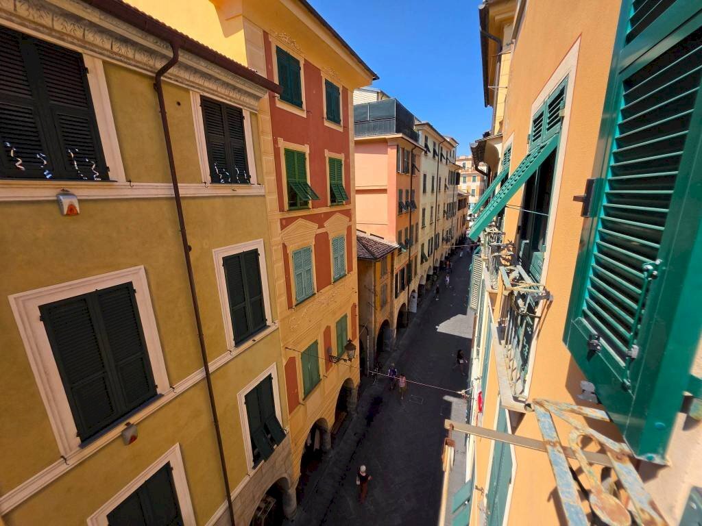 Vista - Three-room apartment via Vittorio Veneto, Chiavari - photo 1