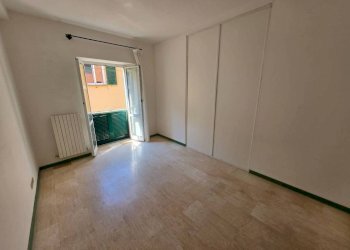 Camera da letto - Three-room apartment via Vittorio Veneto, Chiavari - photo 11