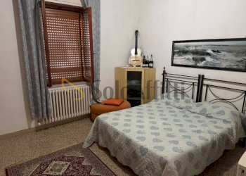 CAMERA MATRIMONIALE 3 - Appartamento Via delle Medaglie d' Oro 6, Collesalvetti - foto 8