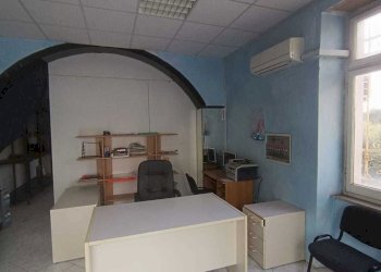 IMG-20250128-WA0003.jpg - Commercial Premises Strada Statale 1via aurelia, Sarzana - photo 3