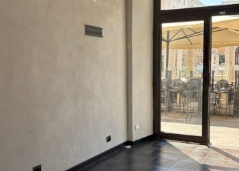 WhatsApp Image 2026-08-14 at 11.29.00 (3) - Commercial Premises Piazza Sisto IV, Savona - photo 2