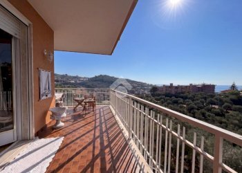 Four-room apartment Via provinciale, Costarainera - photo 1