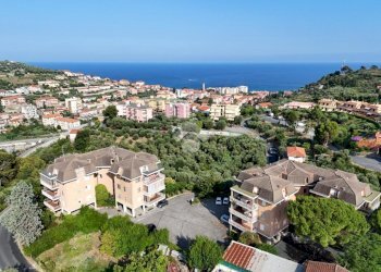 Four-room apartment Via provinciale, Costarainera - photo 8