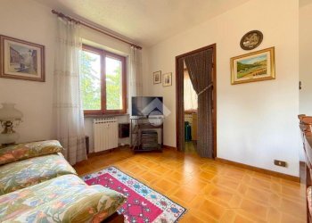 Two-room apartment Via Benedetto Antonio Pozzallo, Oulx - photo 4