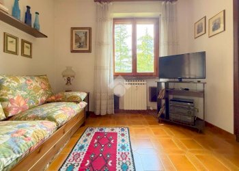 Two-room apartment Via Benedetto Antonio Pozzallo, Oulx - photo 5