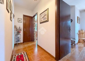 Two-room apartment Via Benedetto Antonio Pozzallo, Oulx - photo 18