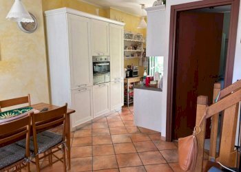Cucina - Villa a Schiera Sant'Olcese - foto 4