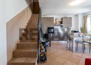 Scale - Two-room apartment via Milano
 
40, Cantù - photo 5