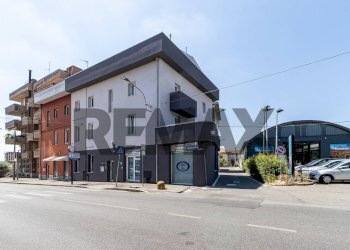 Edificio all\'aperto - Two-room apartment via Milano
 
40, Cantù - photo 24