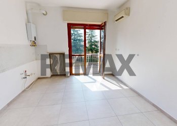 Stanza vuota - Three-room apartment Piazza Fratelli Kennedy
 
22, Magenta - photo 11