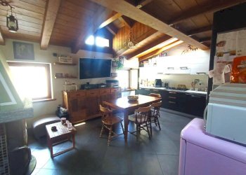 Casa semi indipendente Frazione Conoz, 7, Chatillon - foto 4