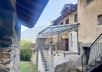 Casa semi indipendente Frazione Conoz, 7, Chatillon - foto 36