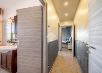 Three-room apartment Via Giambattista Vico, Reggio nell'Emilia - photo 11