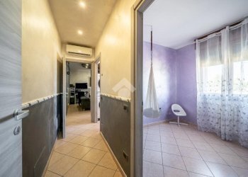 Three-room apartment Via Giambattista Vico, Reggio nell'Emilia - photo 15