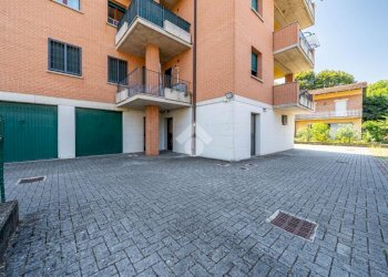 Three-room apartment Via Giambattista Vico, Reggio nell'Emilia - photo 27