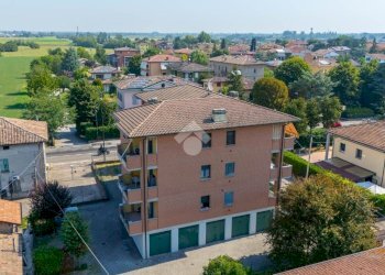 Three-room apartment Via Giambattista Vico, Reggio nell'Emilia - photo 38