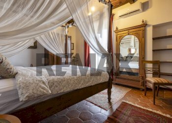 Camera / camera da letto - Residence VIA GASTALDI
8, Cuasso al Monte - photo 7
