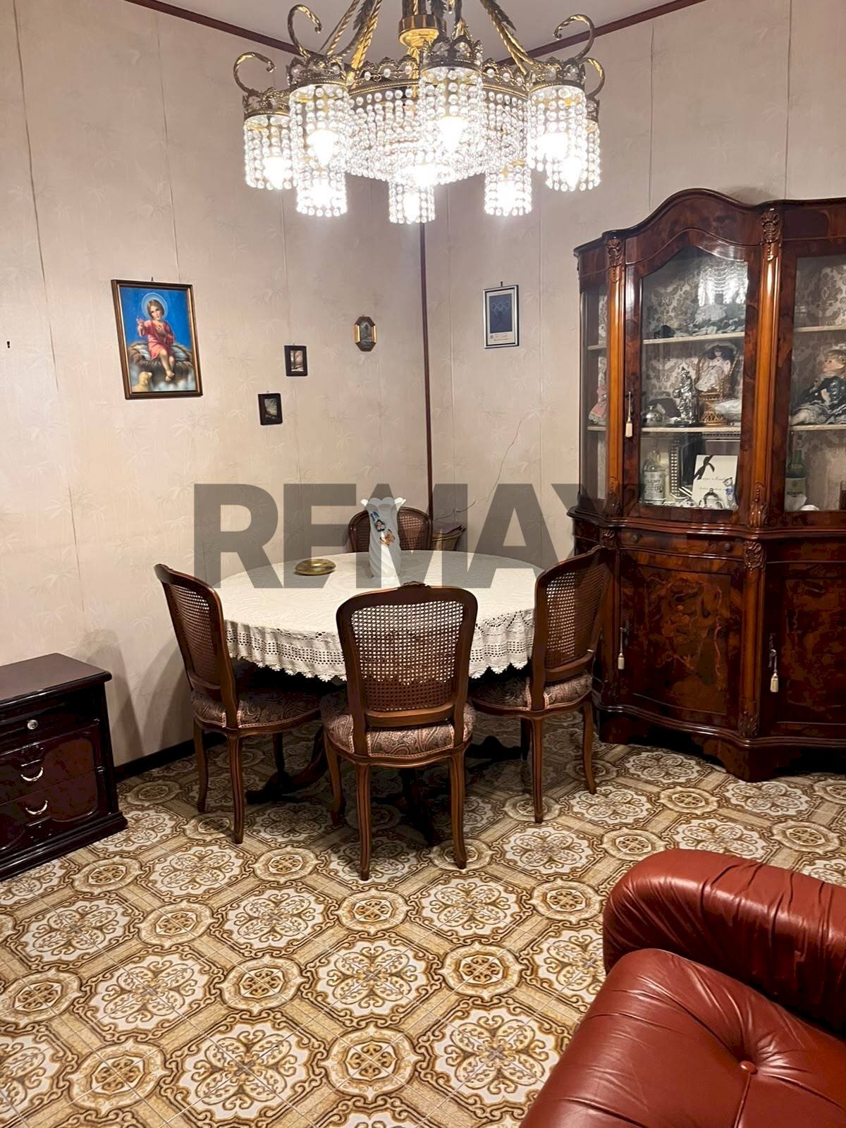 Sala da pranzo - Quadrilocale Via Etnea
 
57, Lentini - foto 3