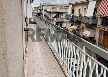 Balcone - Quadrilocale Via Etnea
 
57, Lentini - foto 15