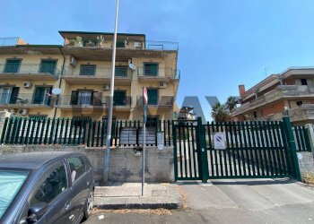 Edificio all\'aperto - Attico Via del Fasano
 
35/F, Catania - foto 19