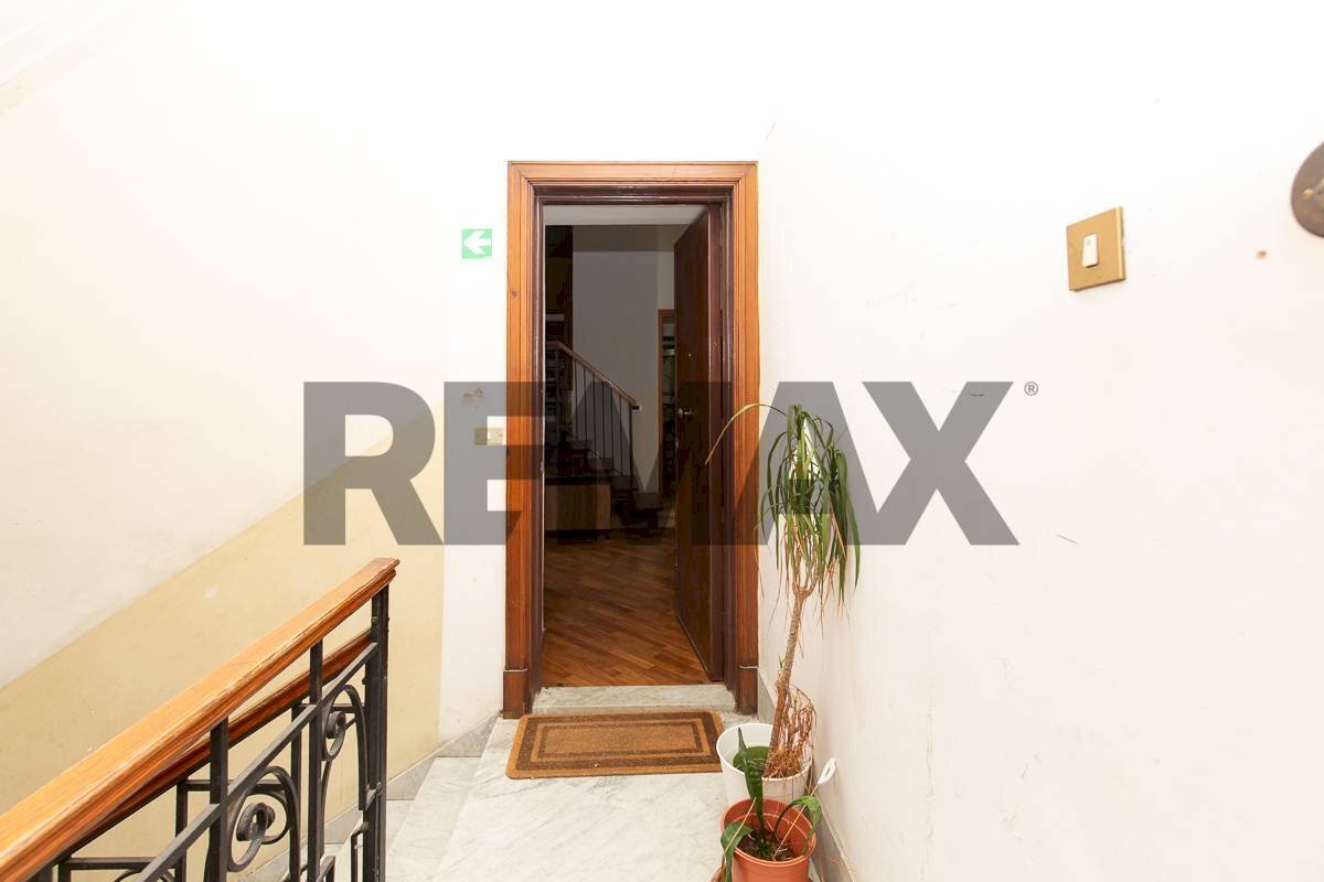 Hall / corridoio - Two-room apartment Via Pietro Toselli
 
40, Catania - photo 1
