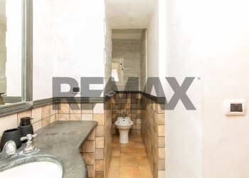 Bagno - Two-room apartment Via Pietro Toselli
40, Catania - photo 11