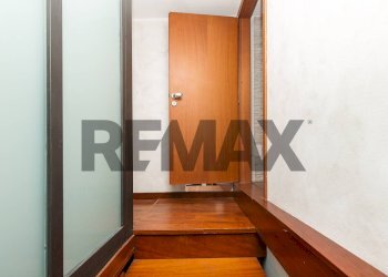 Hall / corridoio - Two-room apartment Via Pietro Toselli
40, Catania - photo 16
