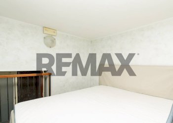 Camera / camera da letto - Two-room apartment Via Pietro Toselli
40, Catania - photo 21