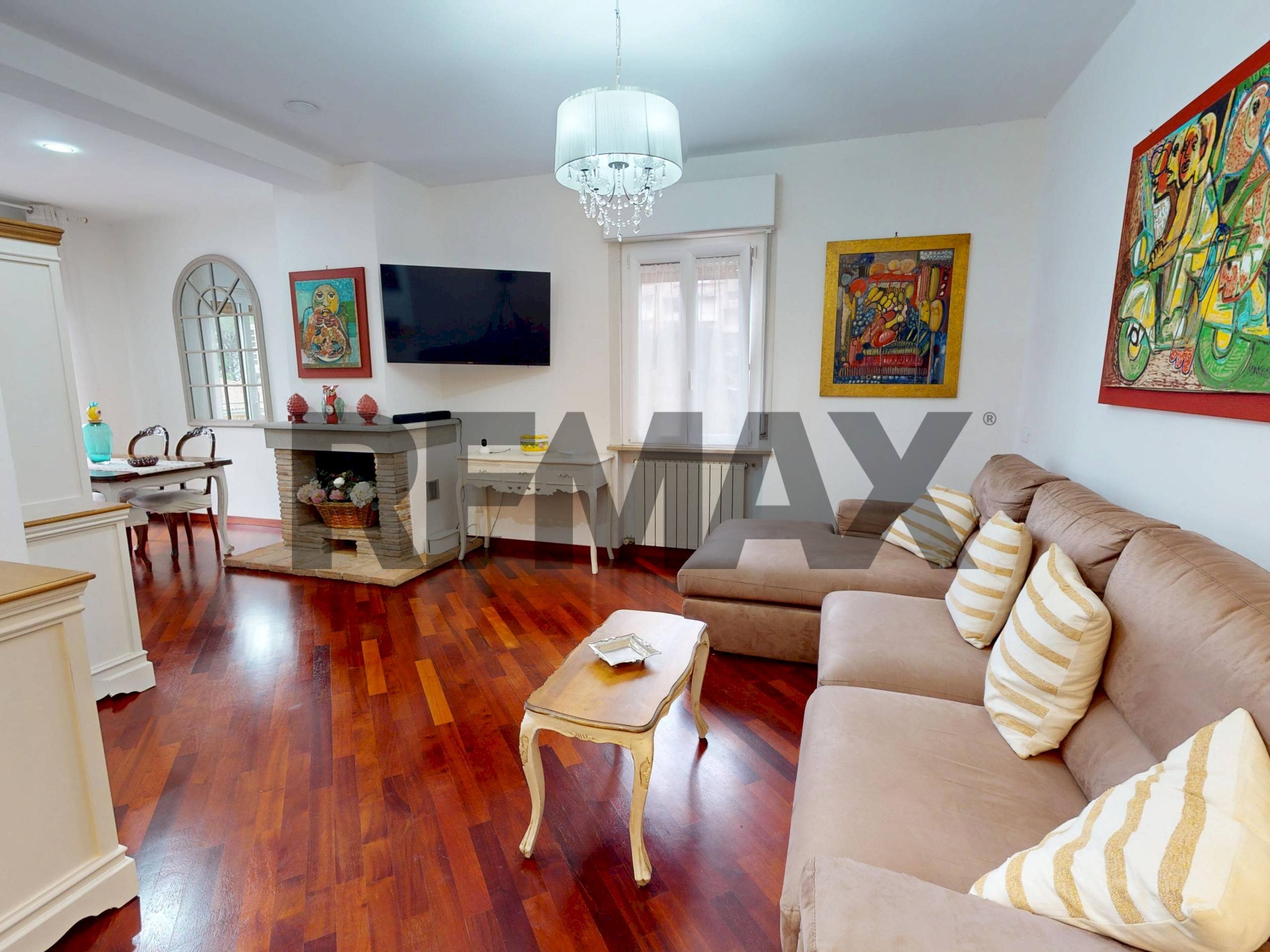 Soggiorno - Four-room apartment Via Degli Astri
 
26, Perugia - photo 1