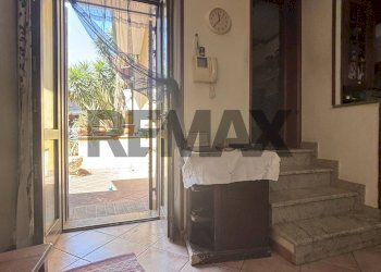 Scale - Independent house Via Ulivi
 
89, San Gregorio di Catania - photo 16