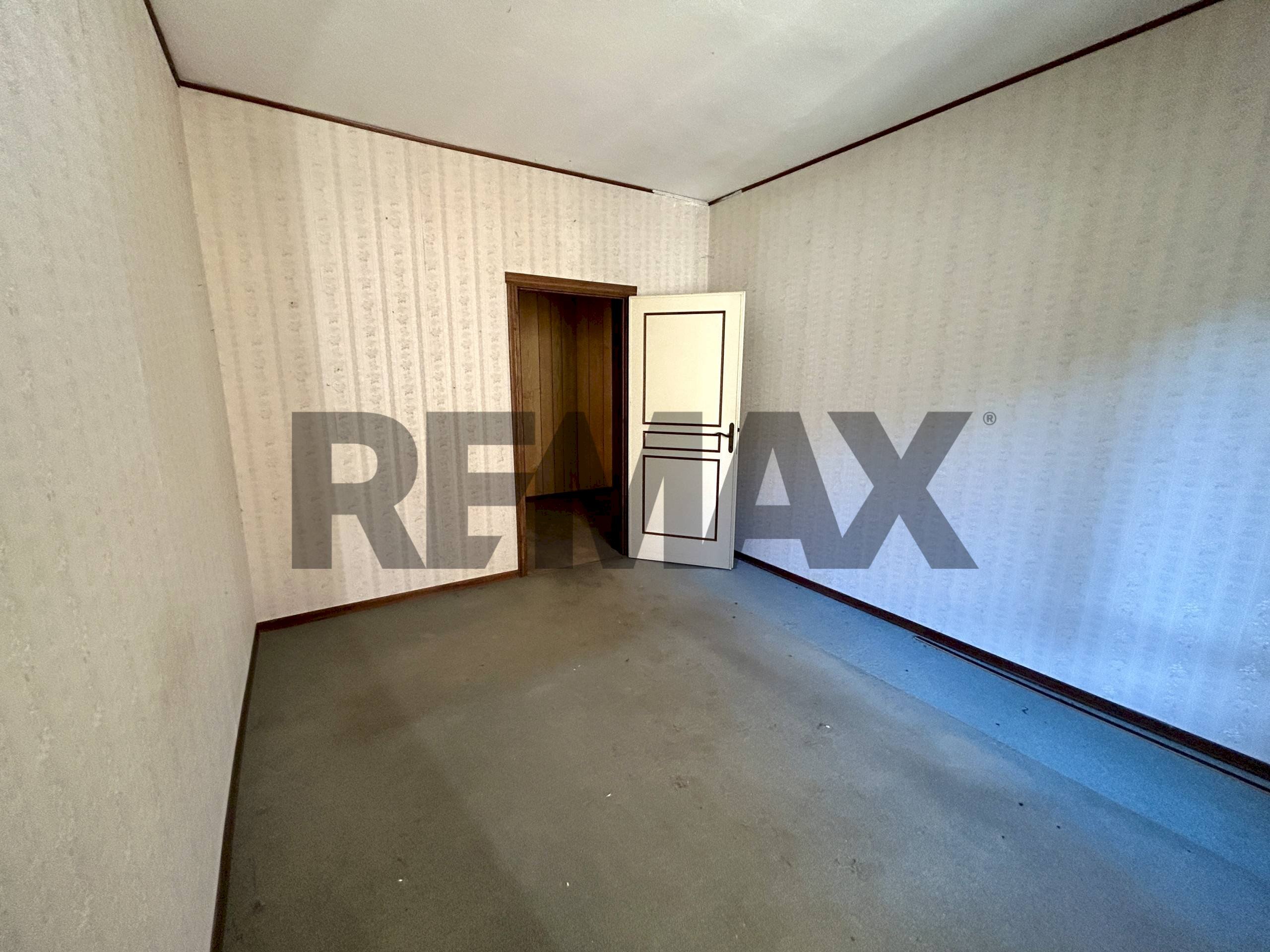 Stanza vuota - Casa semi indipendente via Adamello
1/5, Artogne - foto 2