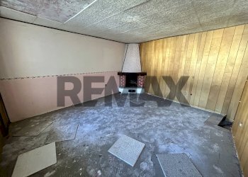Stanza vuota - Casa semi indipendente via Adamello
 
1/5, Artogne - foto 4